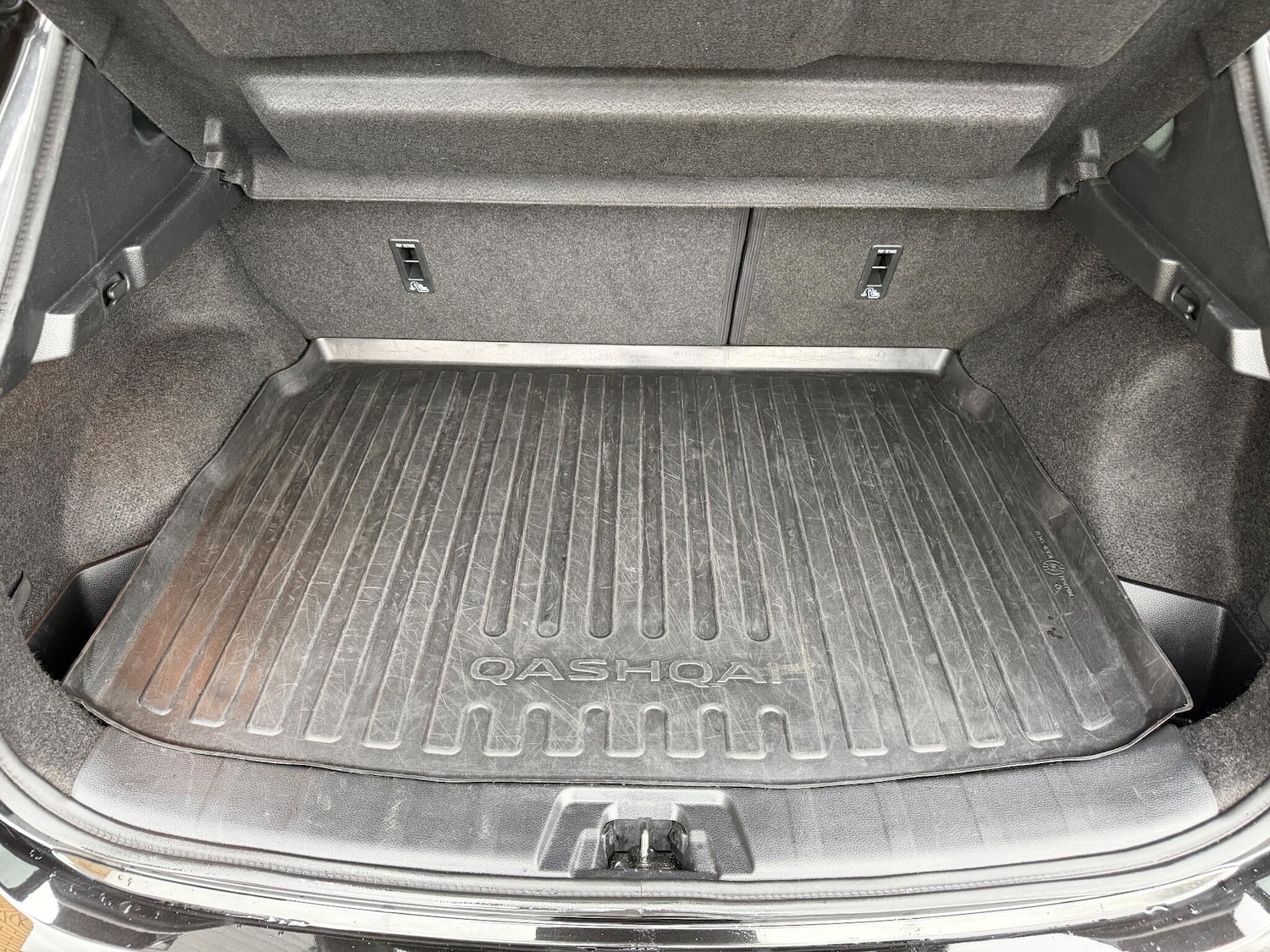 Used Nissan Qashqai 2017 for sale - 76886093: Photo 38