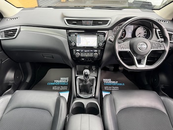 Used Nissan Qashqai 2017 for sale - 76886093: Photo