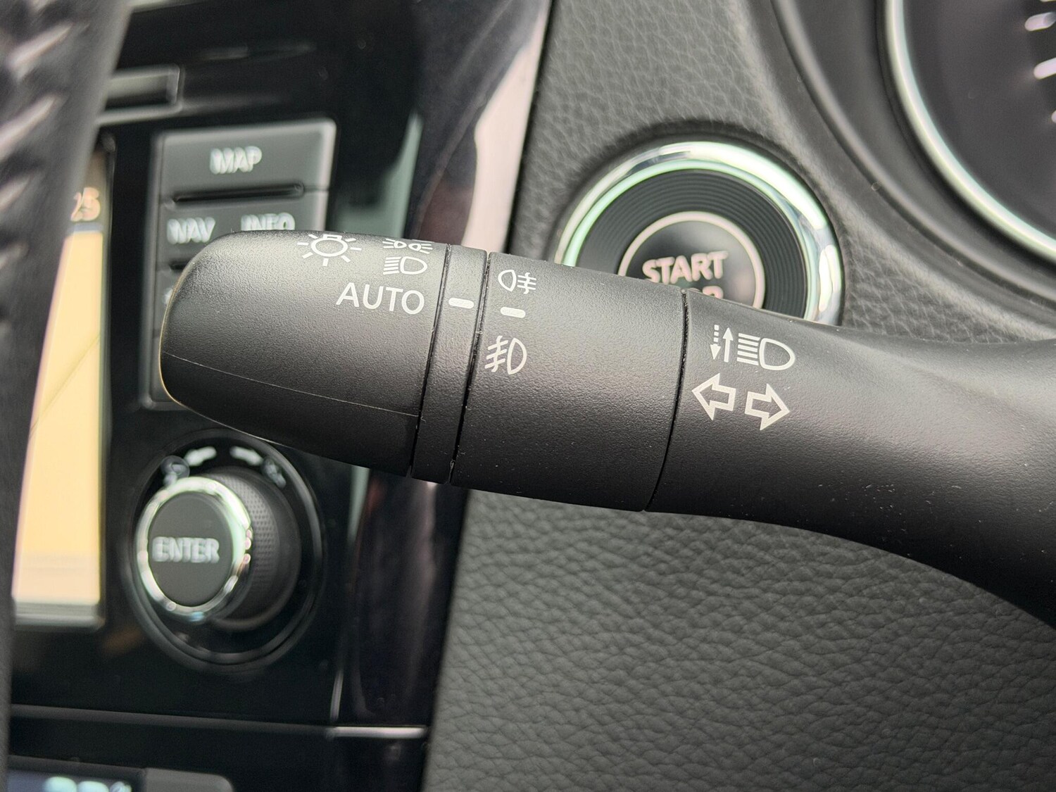 Used Nissan Qashqai 2017 for sale - 76886093: Photo 43