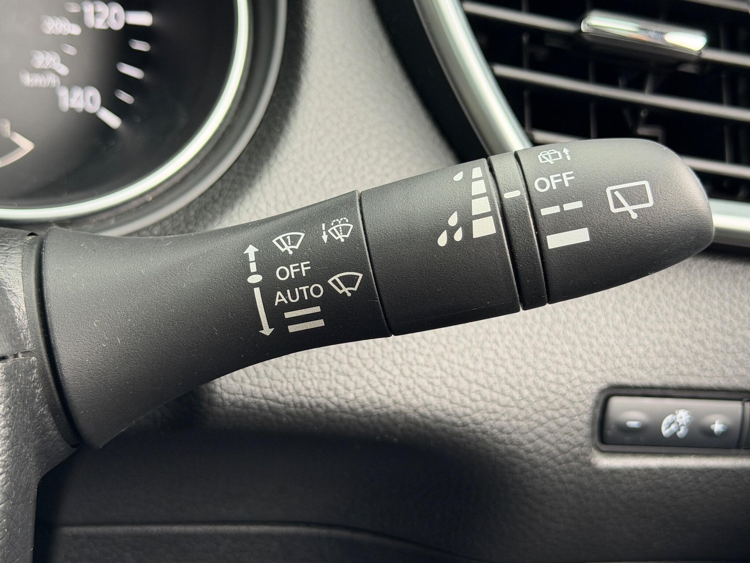 Used Nissan Qashqai 2017 for sale - 76886093: Photo 46