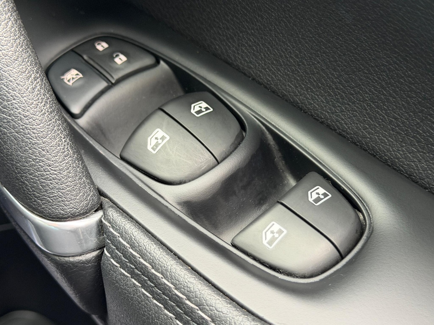 Used Nissan Qashqai 2017 for sale - 76886093: Photo 59