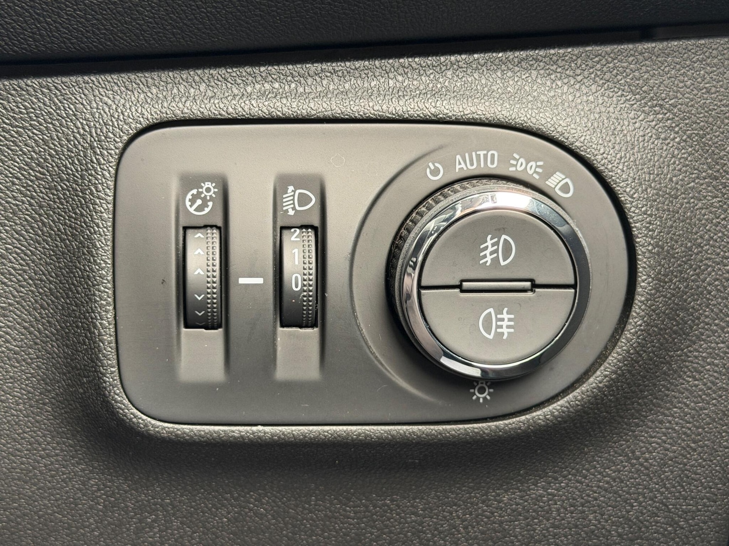 Used Vauxhall Corsa 2019 for sale - 76886432: Photo 53