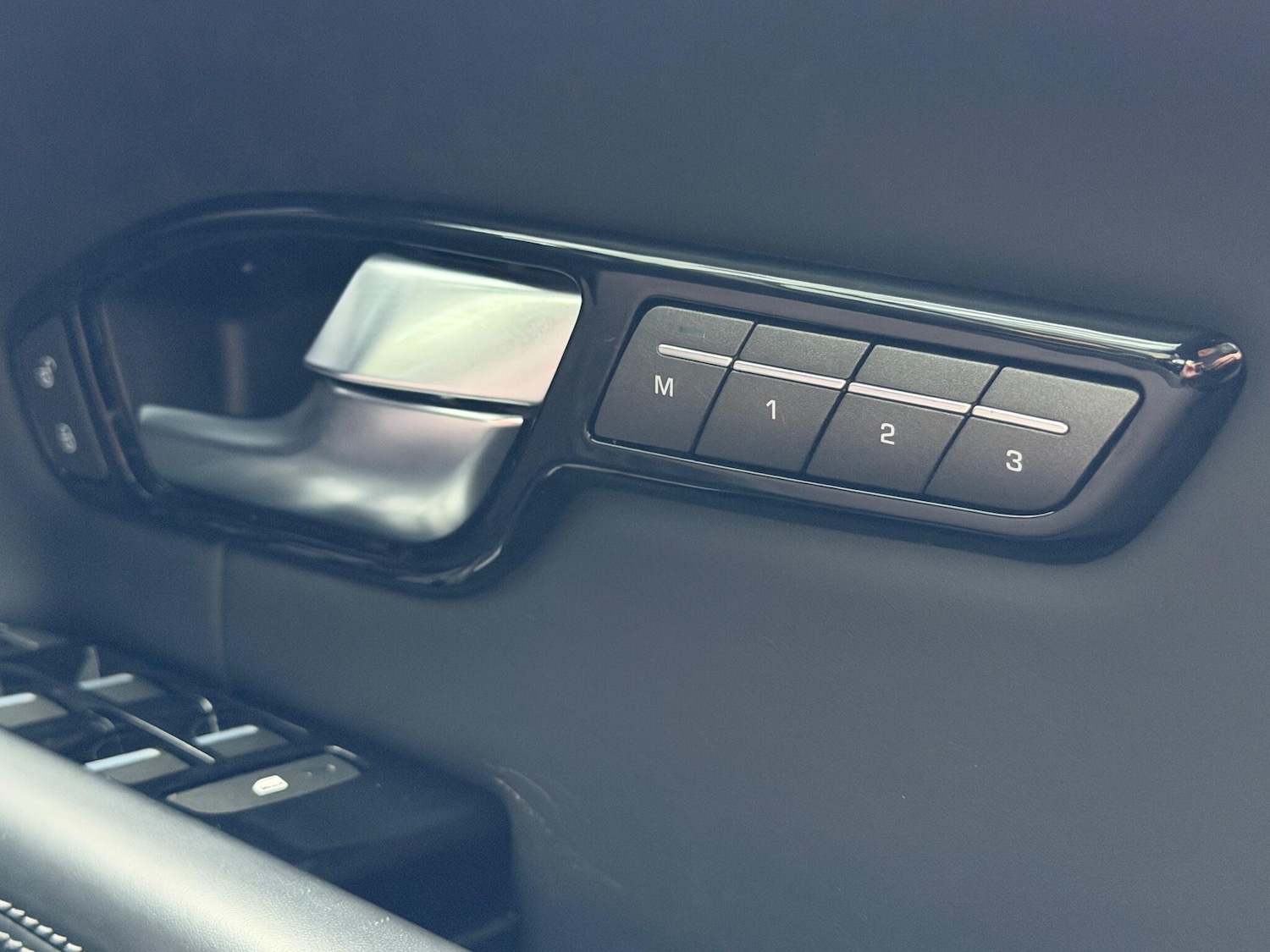 Used Land Rover Range Rover Evoque for sale - 77016880: Photo 65