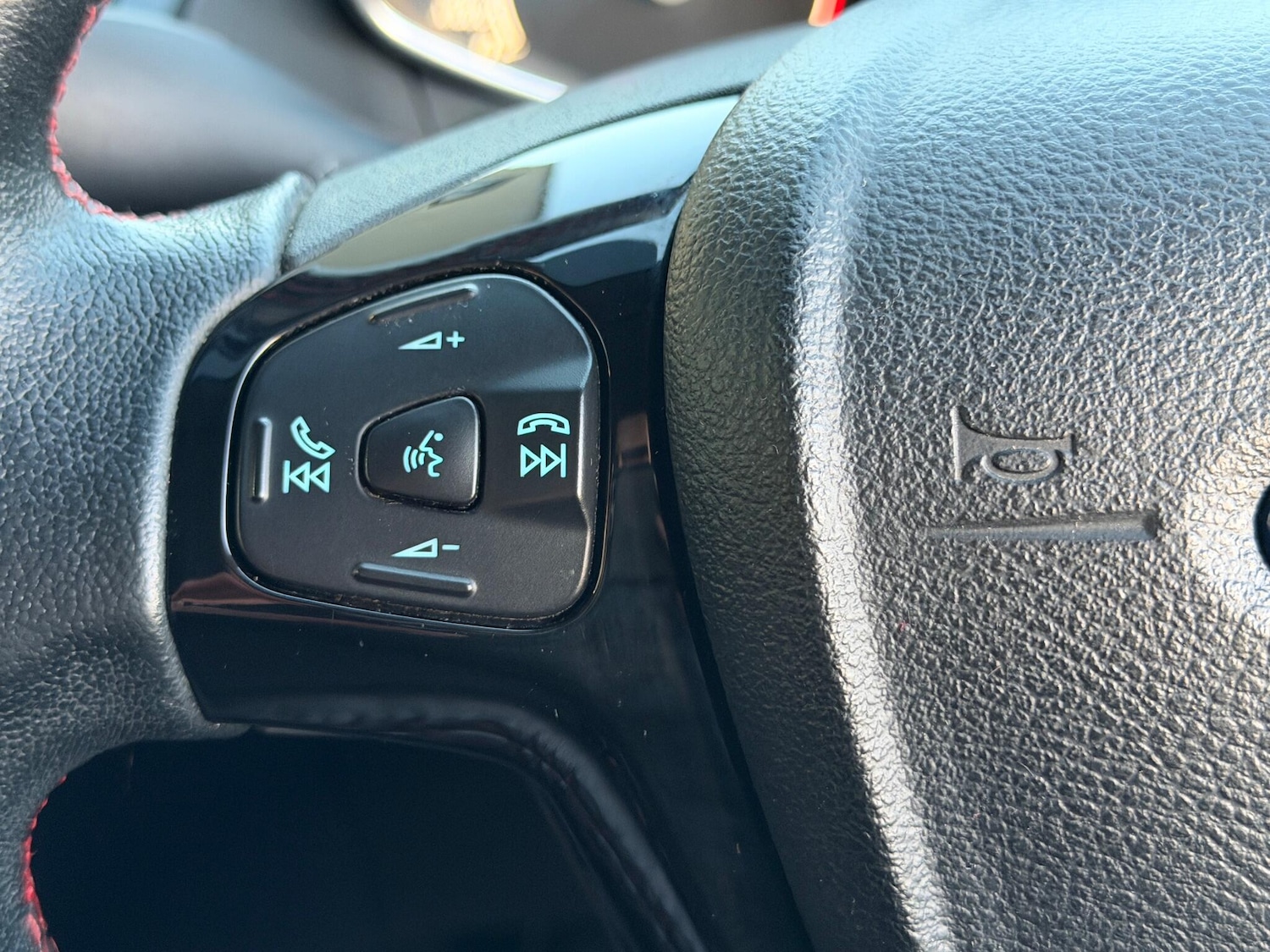 Used Ford Fiesta 2016 for sale - 76964899: Photo 41