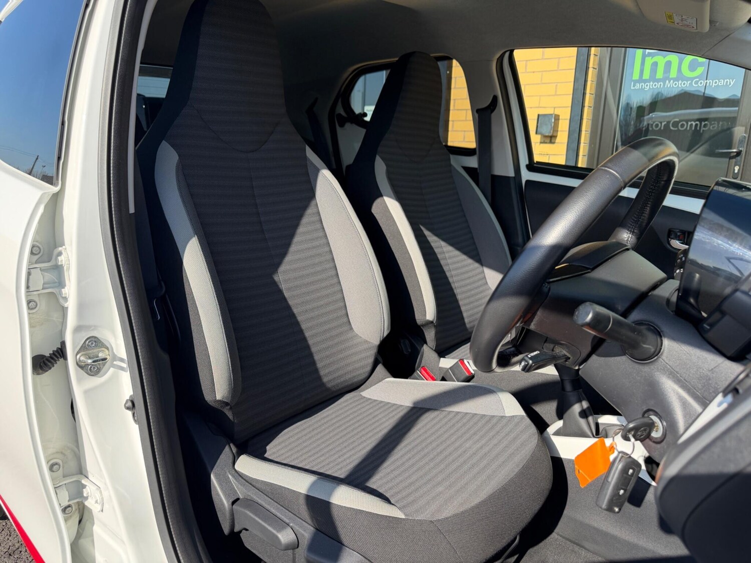 Used Toyota AYGO 2019 for sale - 77939313: Photo 34