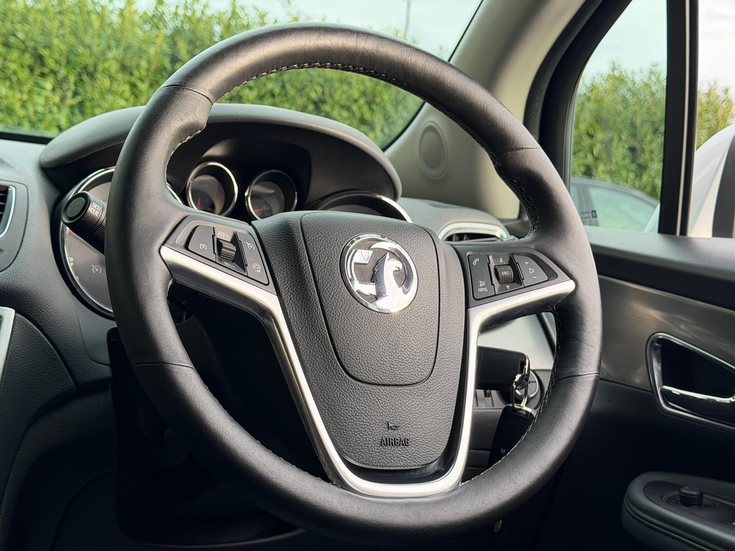 Used Vauxhall Mokka 2015 for sale - 77174926: Photo 39