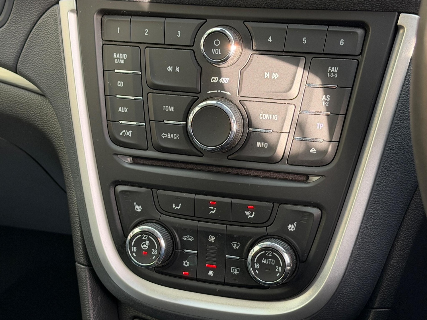 Used Vauxhall Mokka 2015 for sale - 77174926: Photo 47