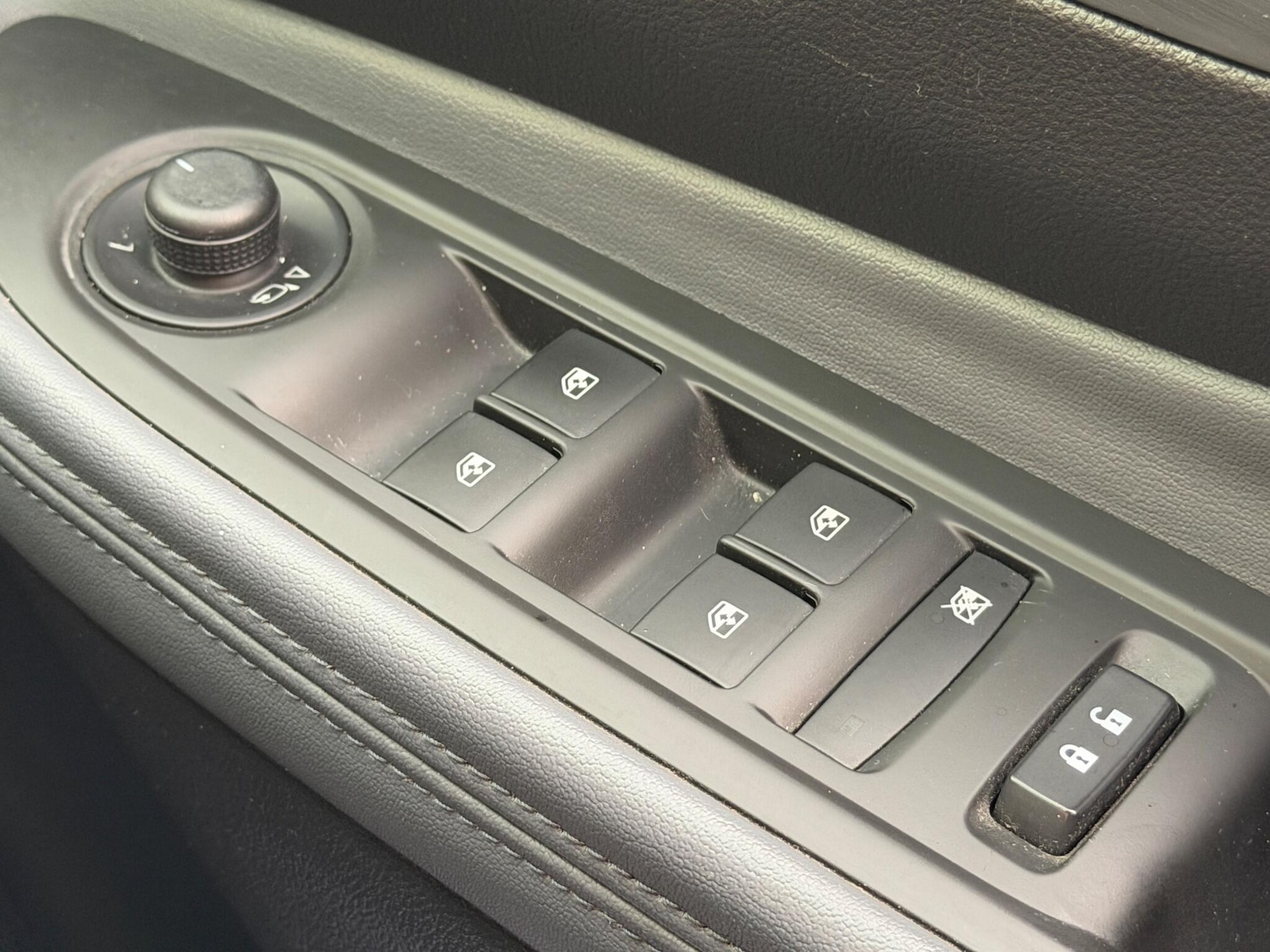 Used Vauxhall Mokka 2015 for sale - 77174926: Photo 50