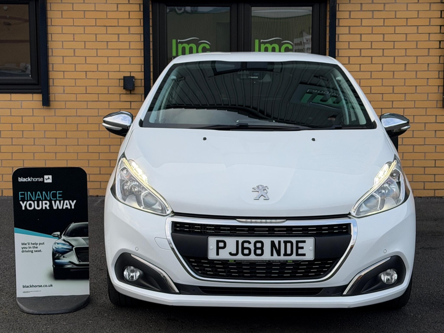 Used Peugeot 208 2018 for sale - 77683126: Photo 6