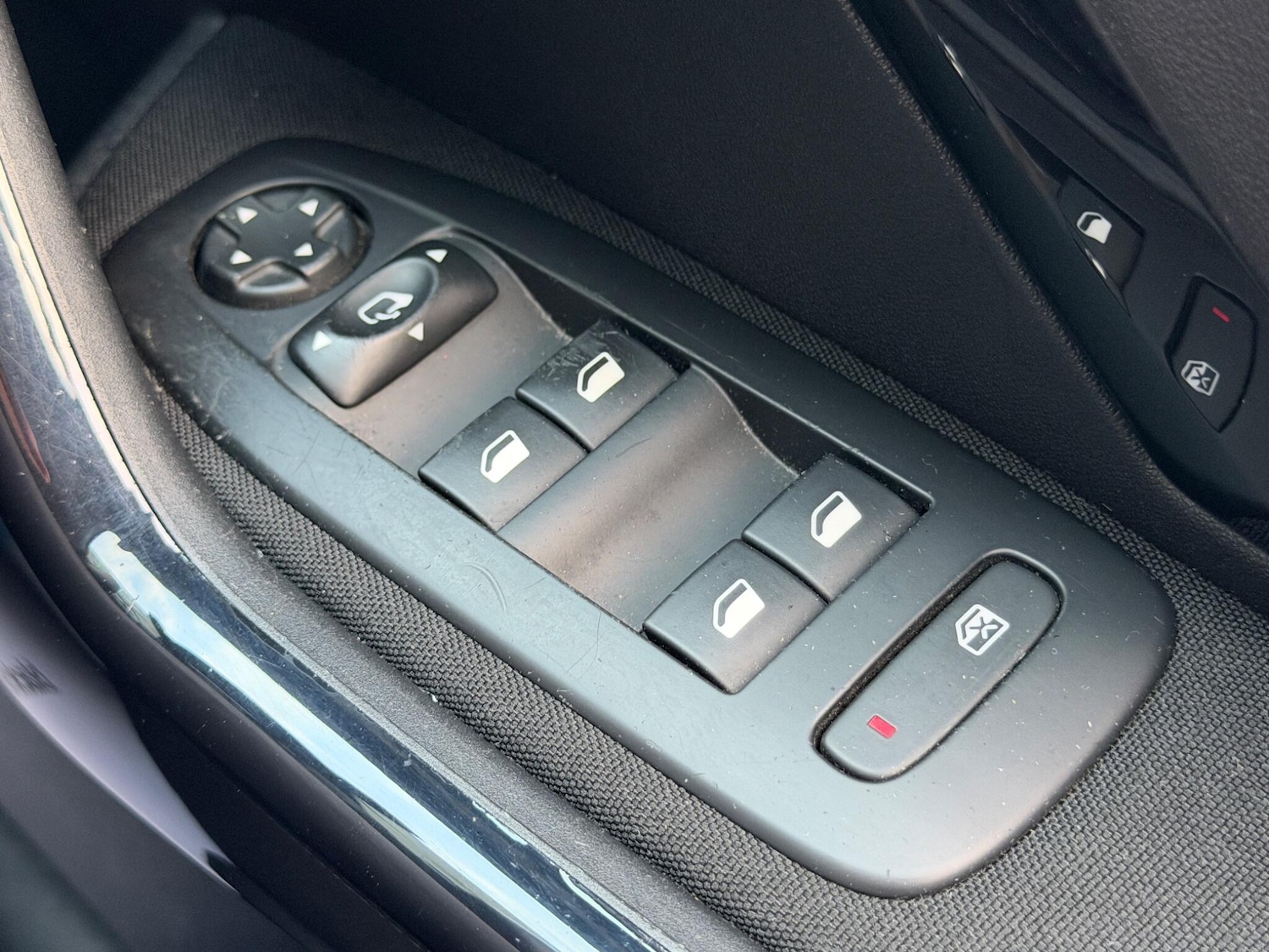 Used Peugeot 208 2018 for sale - 77683126: Photo 61