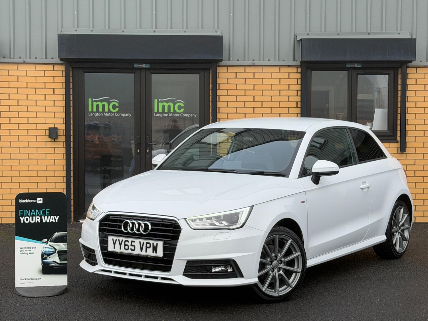 Used Audi A1 2015 for sale - 77376209: Photo 1