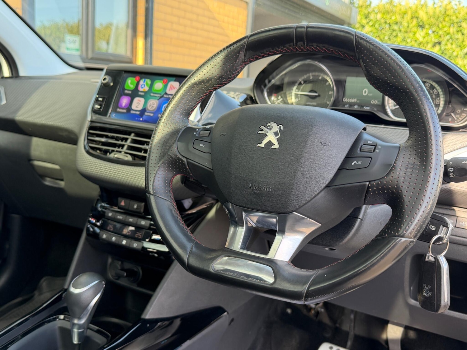Used Peugeot 2008 2018 for sale - 78115710: Photo 34