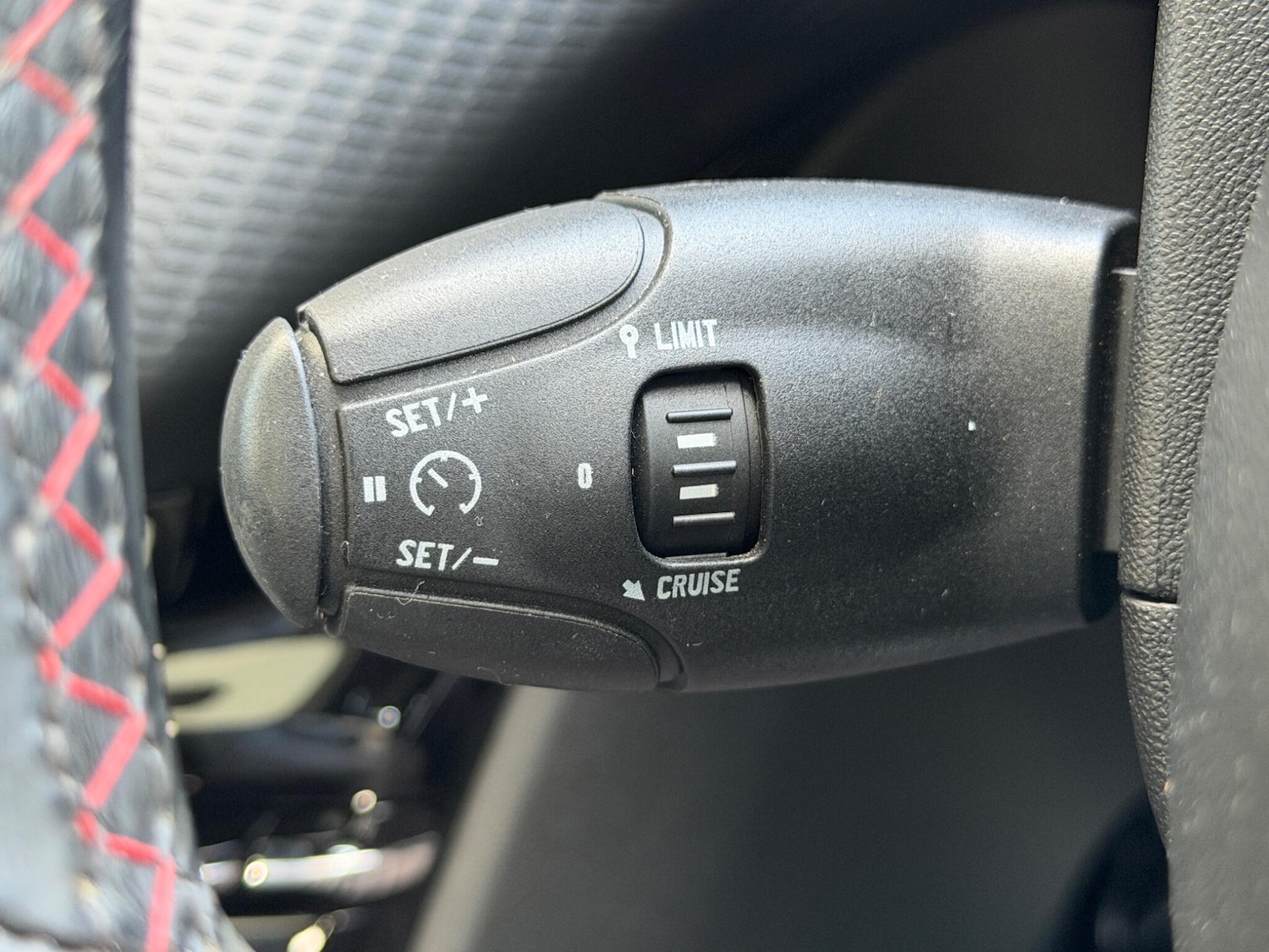 Used Peugeot 2008 2018 for sale - 78115710: Photo 44