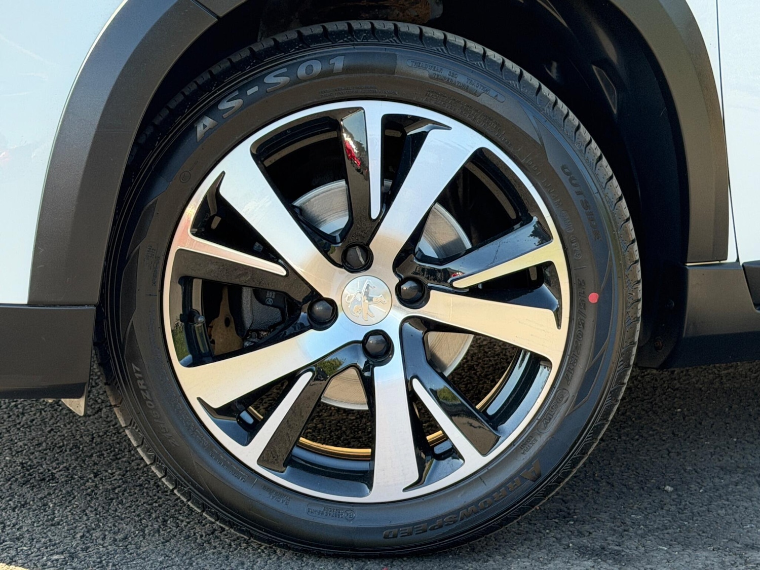 Used Peugeot 2008 2018 for sale - 78115710: Photo 5