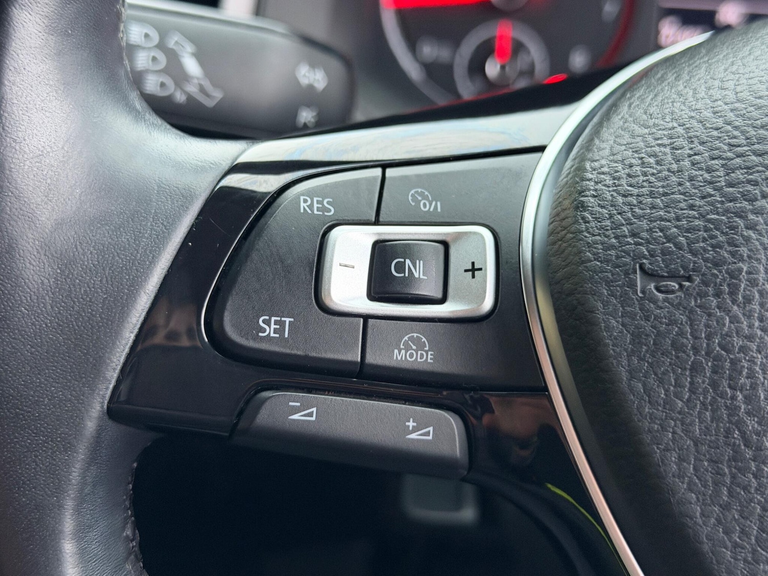 Used Volkswagen Polo 2021 for sale - 77524939: Photo 41