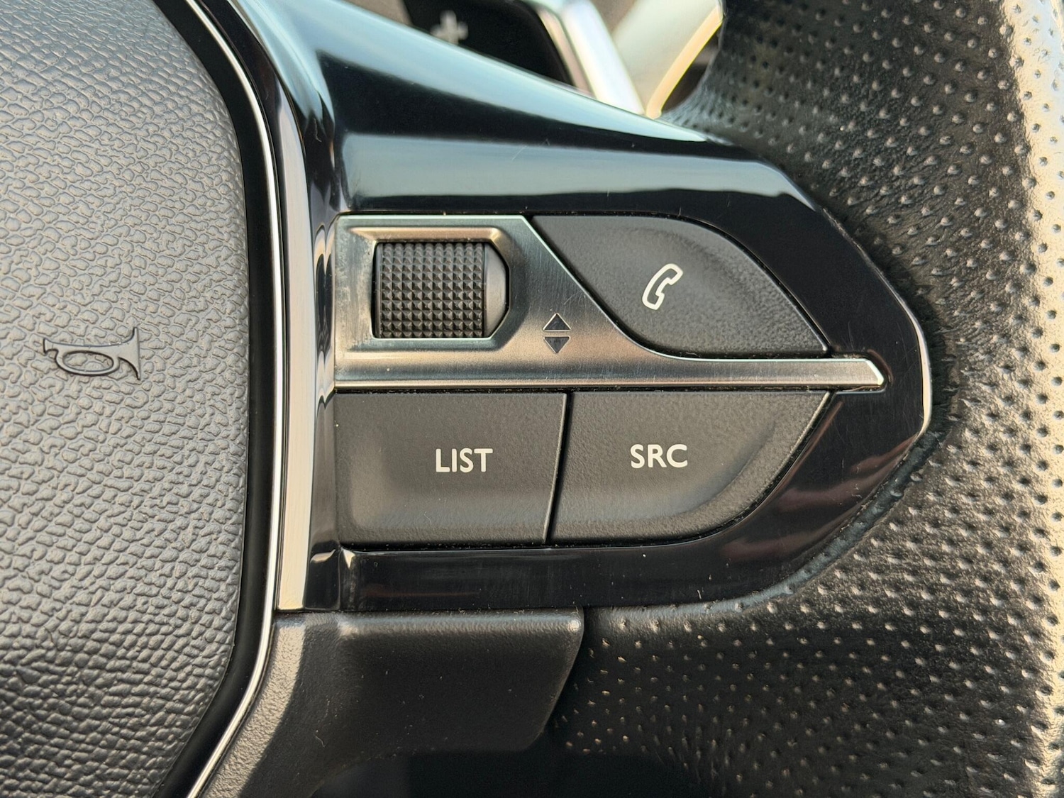 Used Peugeot 3008 2019 for sale - 76887327: Photo 54