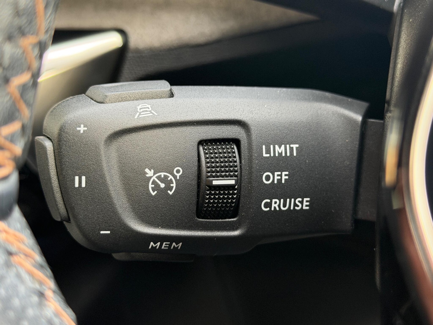 Used Peugeot 3008 for sale - 77598360: Photo 42