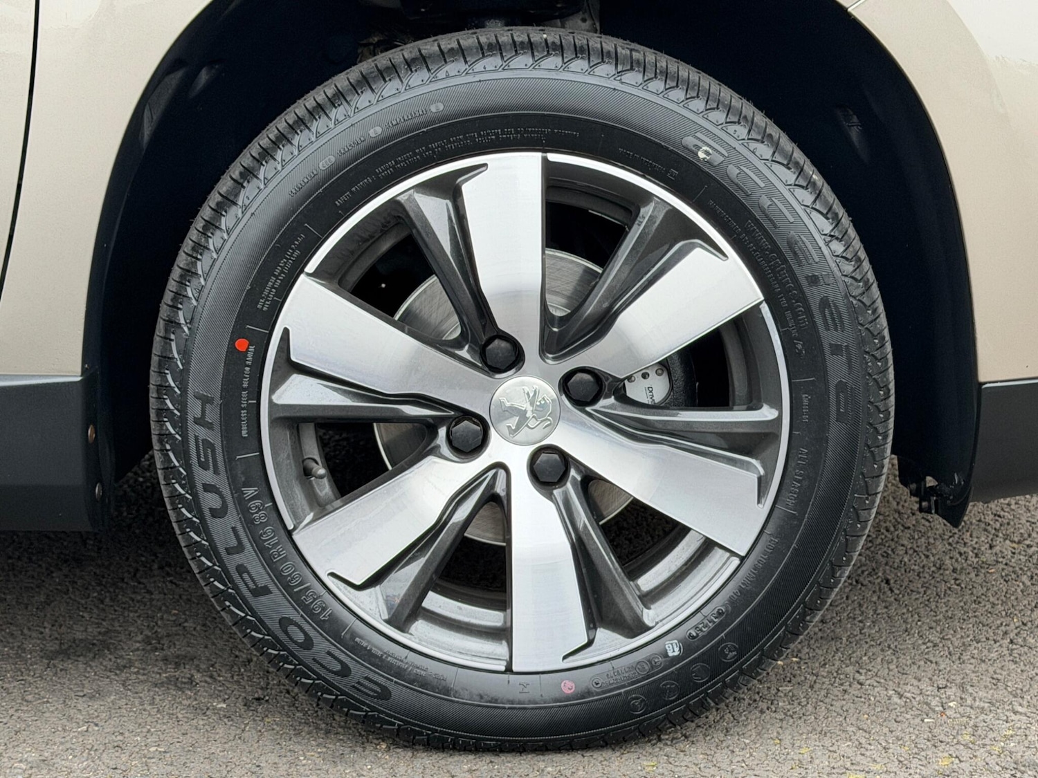 Used Peugeot 2008 2016 for sale - 78100233: Photo 11