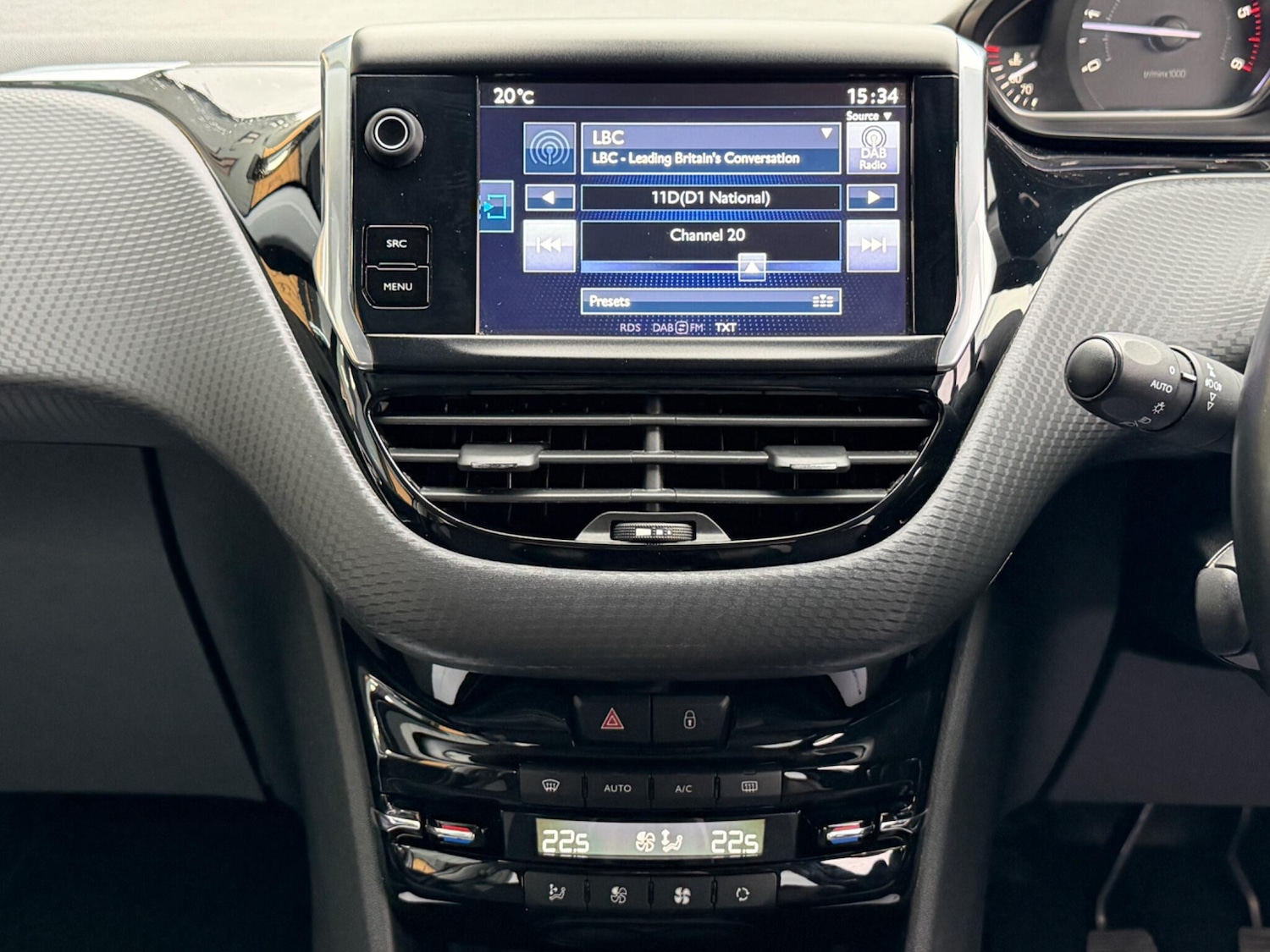 Used Peugeot 2008 2016 for sale - 78100233: Photo 37