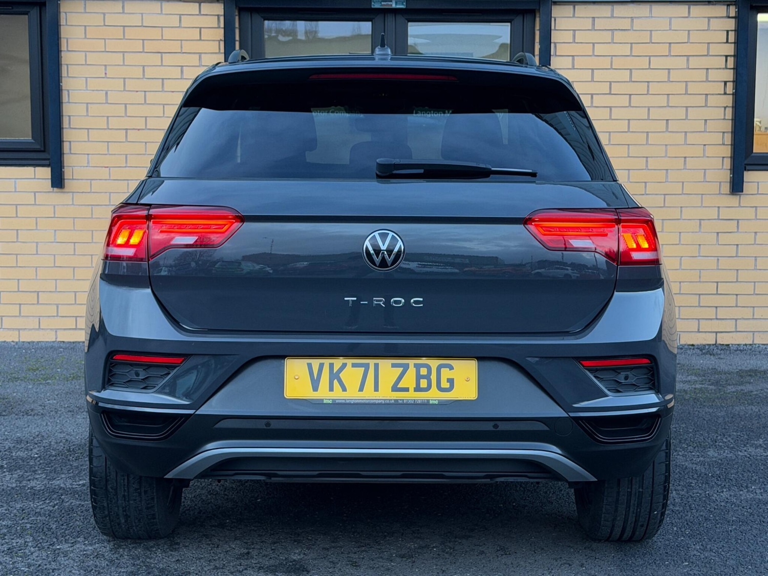 Used Volkswagen T-Roc for sale - 77238183: Photo 17