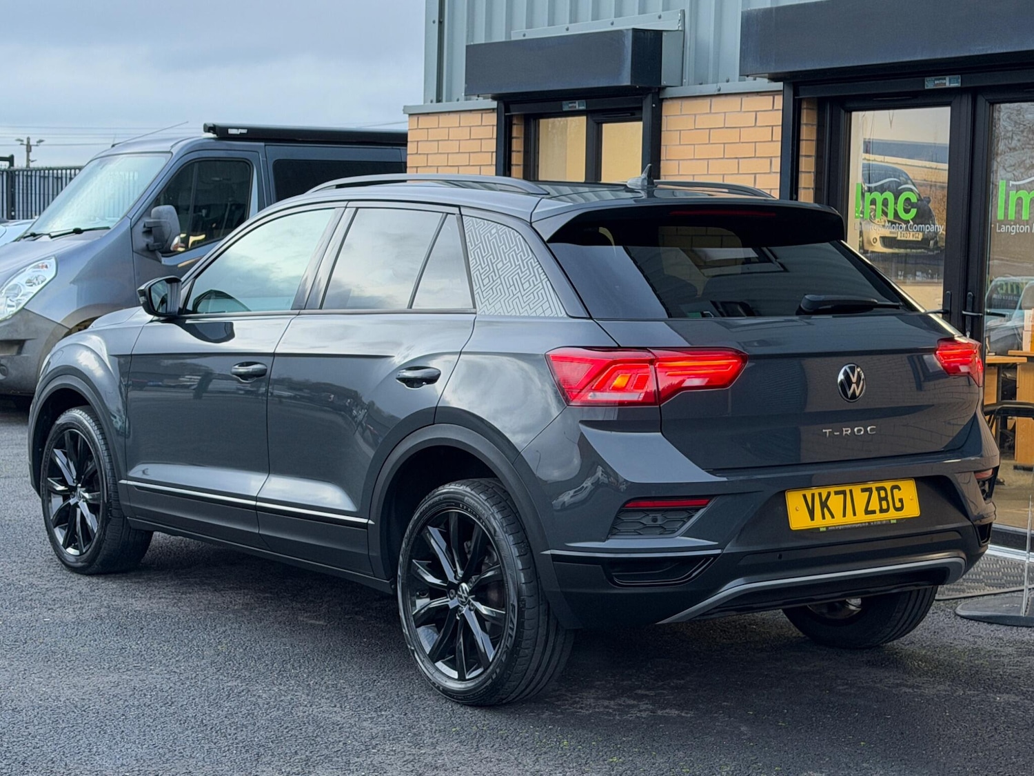 Used Volkswagen T-Roc for sale - 77238183: Photo 30