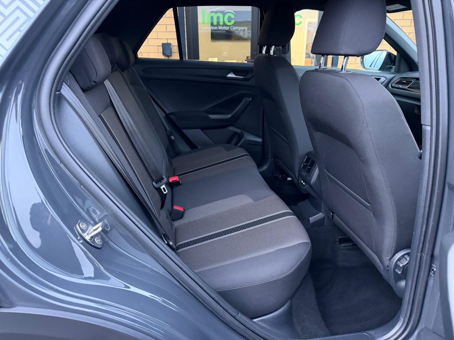 Used Volkswagen T-Roc for sale - 77238183: Photo 38