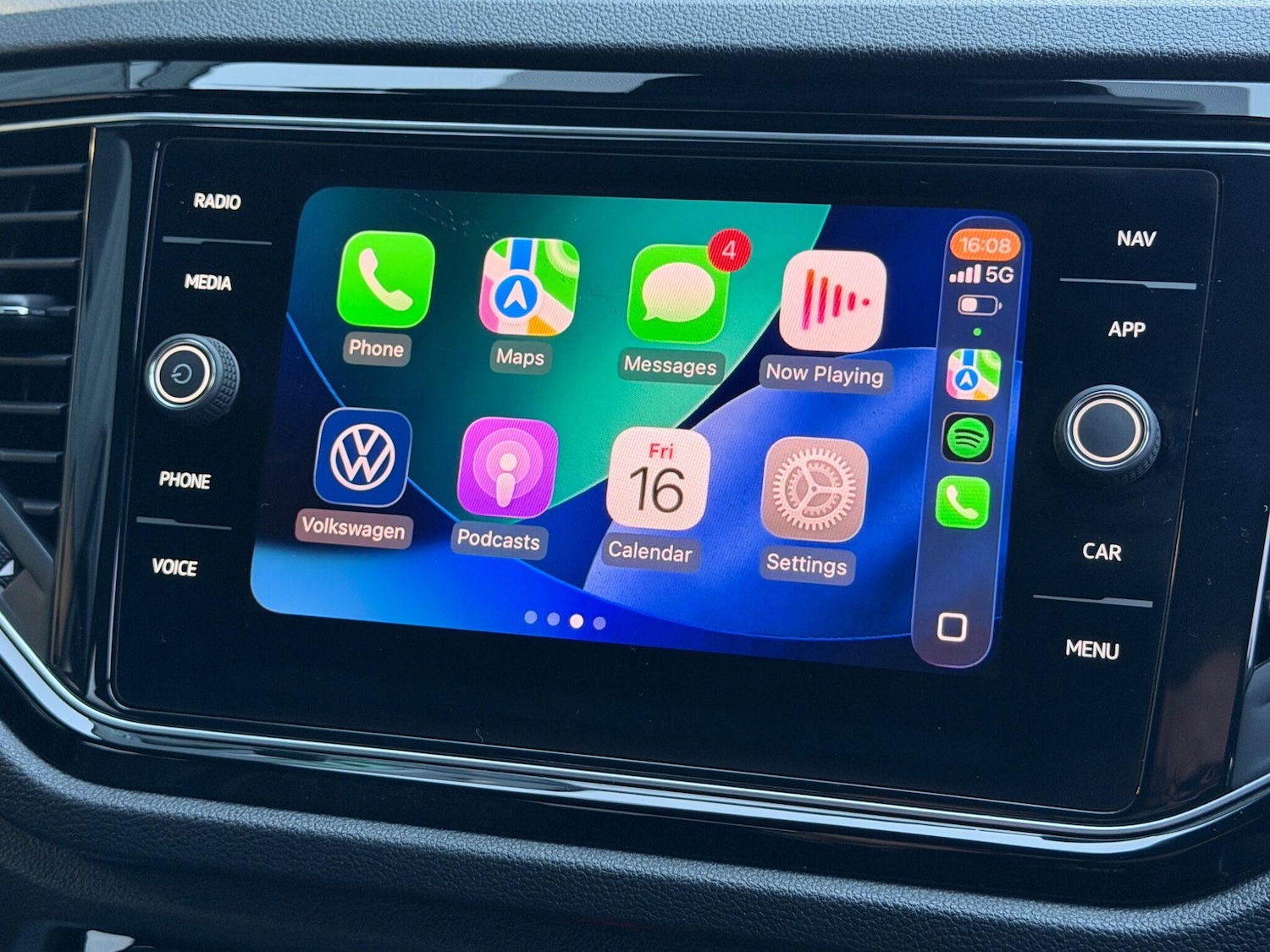 Used Volkswagen T-Roc for sale - 77238183: Photo 47