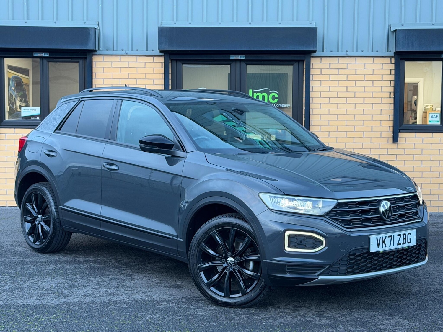 Used Volkswagen T-Roc for sale - 77238183: Photo 8