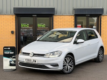 Used Volkswagen Golf 2019 for sale - 76935780: Photo