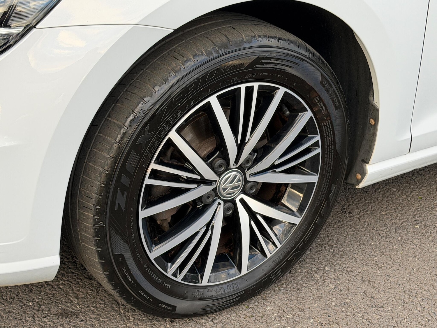 Used Volkswagen Golf 2019 for sale - 76935780: Photo 25