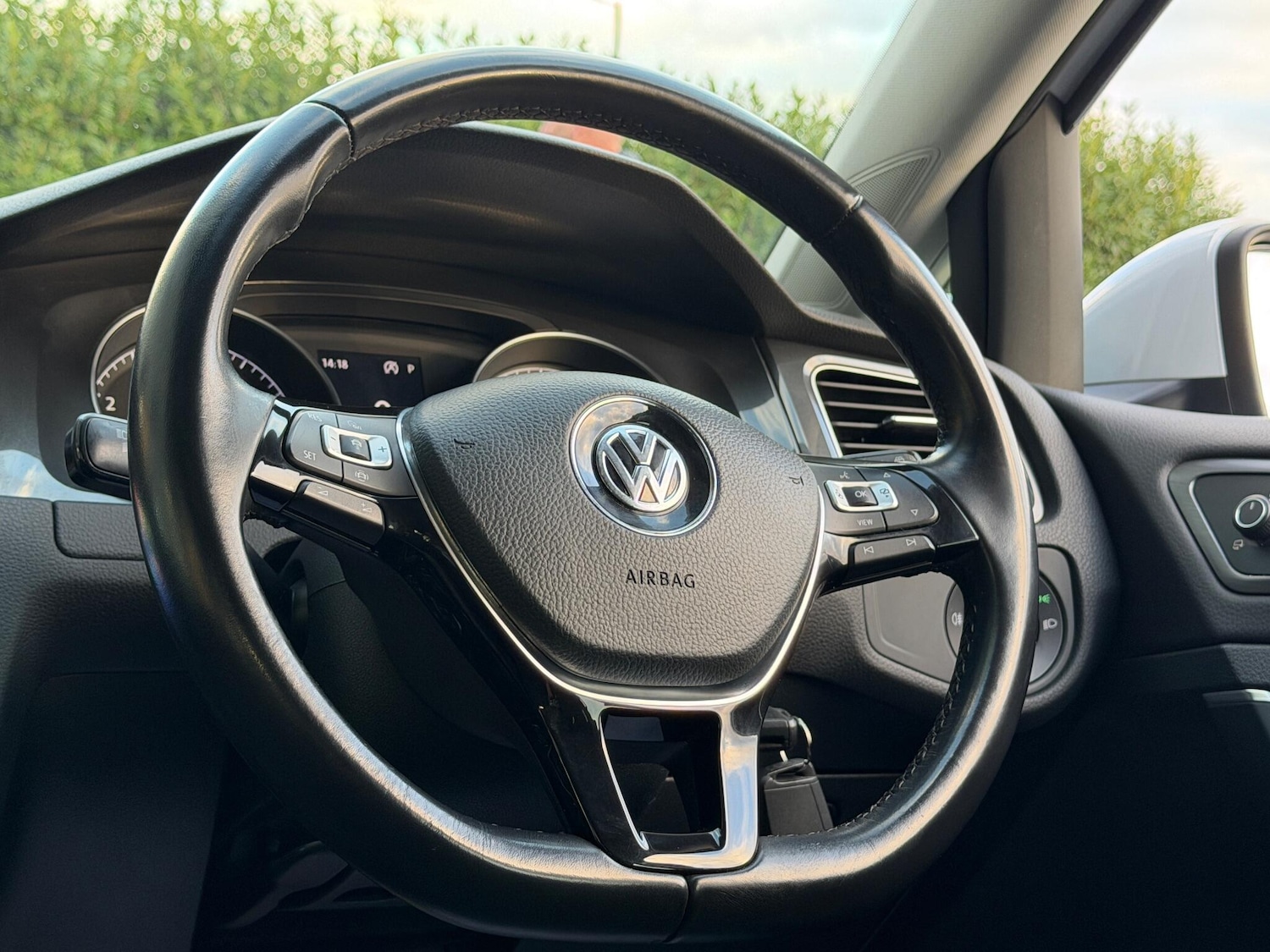 Used Volkswagen Golf 2019 for sale - 76935780: Photo 38