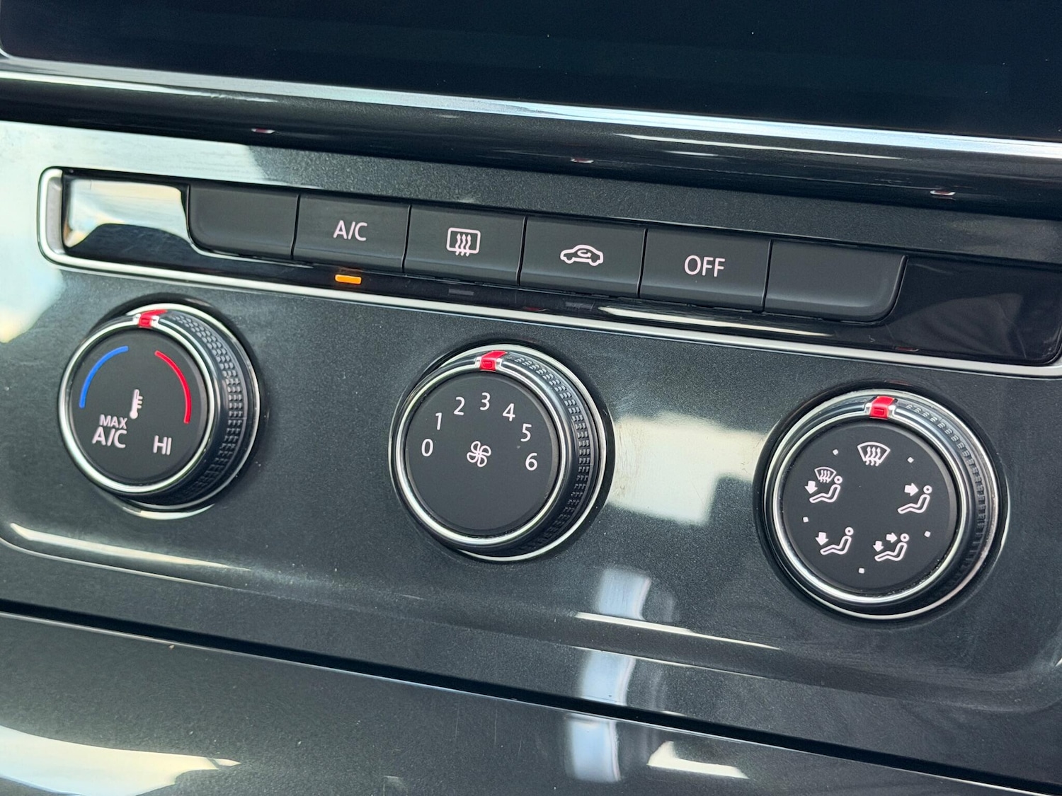 Used Volkswagen Golf 2019 for sale - 76935780: Photo 50