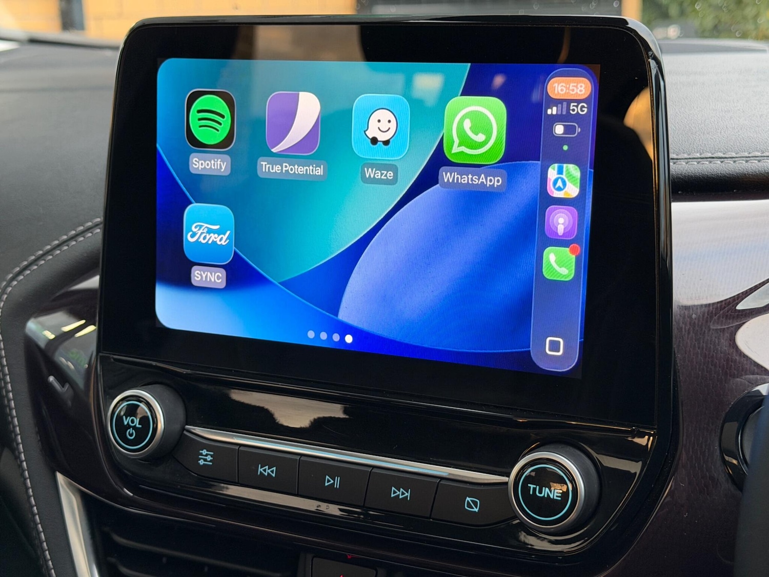 Used Ford Fiesta 2020 for sale - 77645735: Photo 48