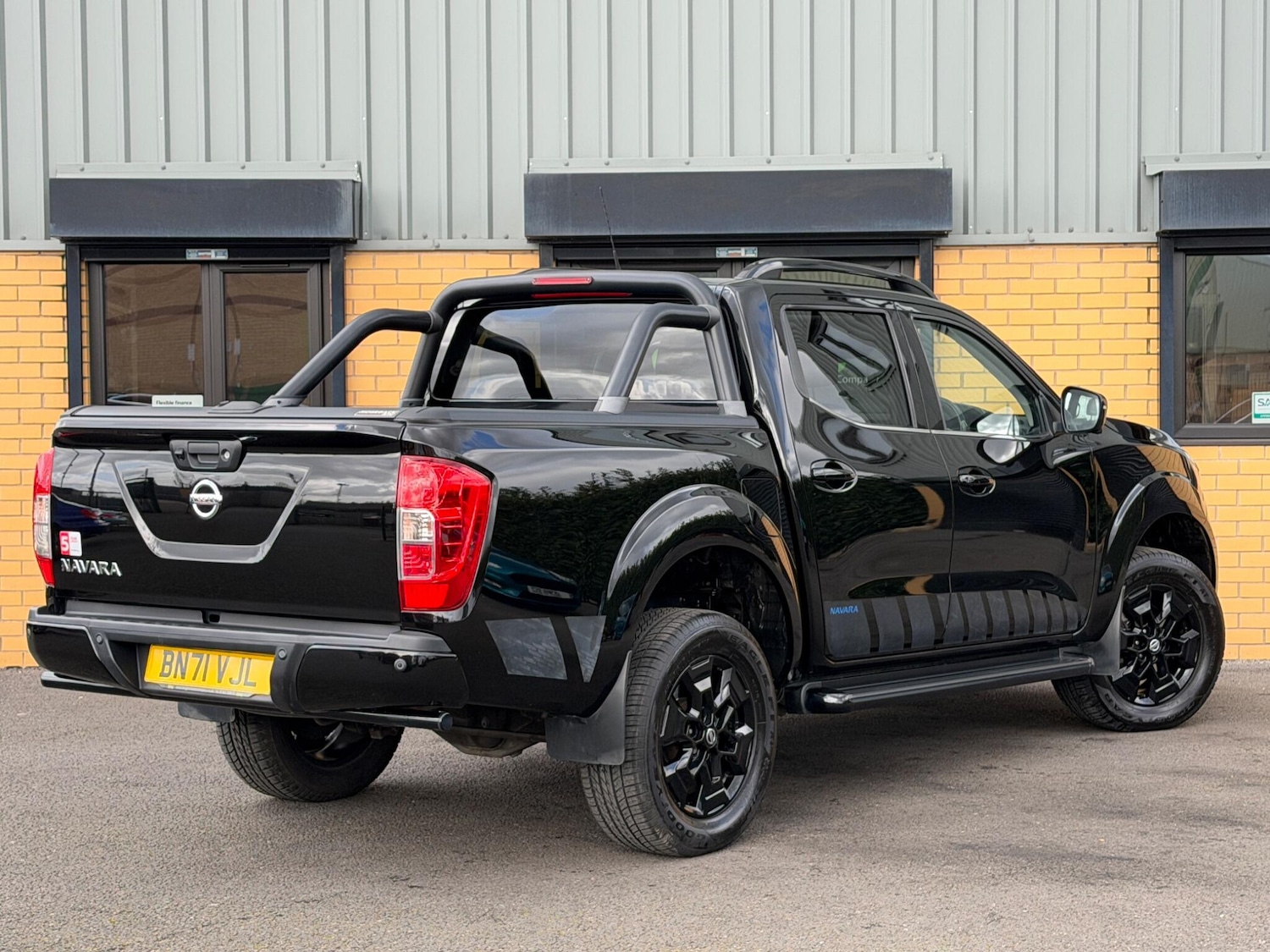 Used Nissan Navara for sale - 77839652: Photo 14