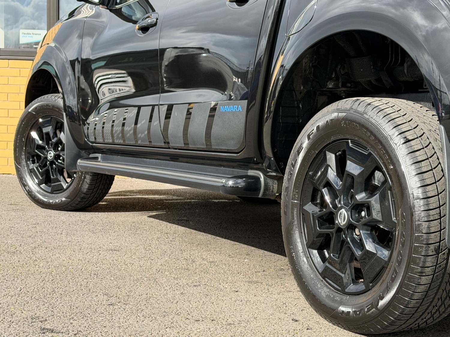 Used Nissan Navara for sale - 77839652: Photo 21