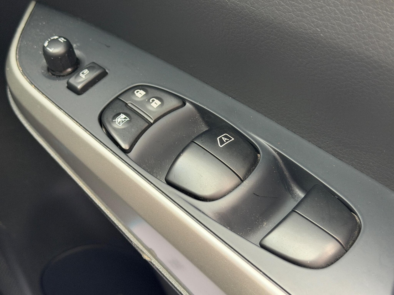 Used Nissan Navara for sale - 77839652: Photo 59