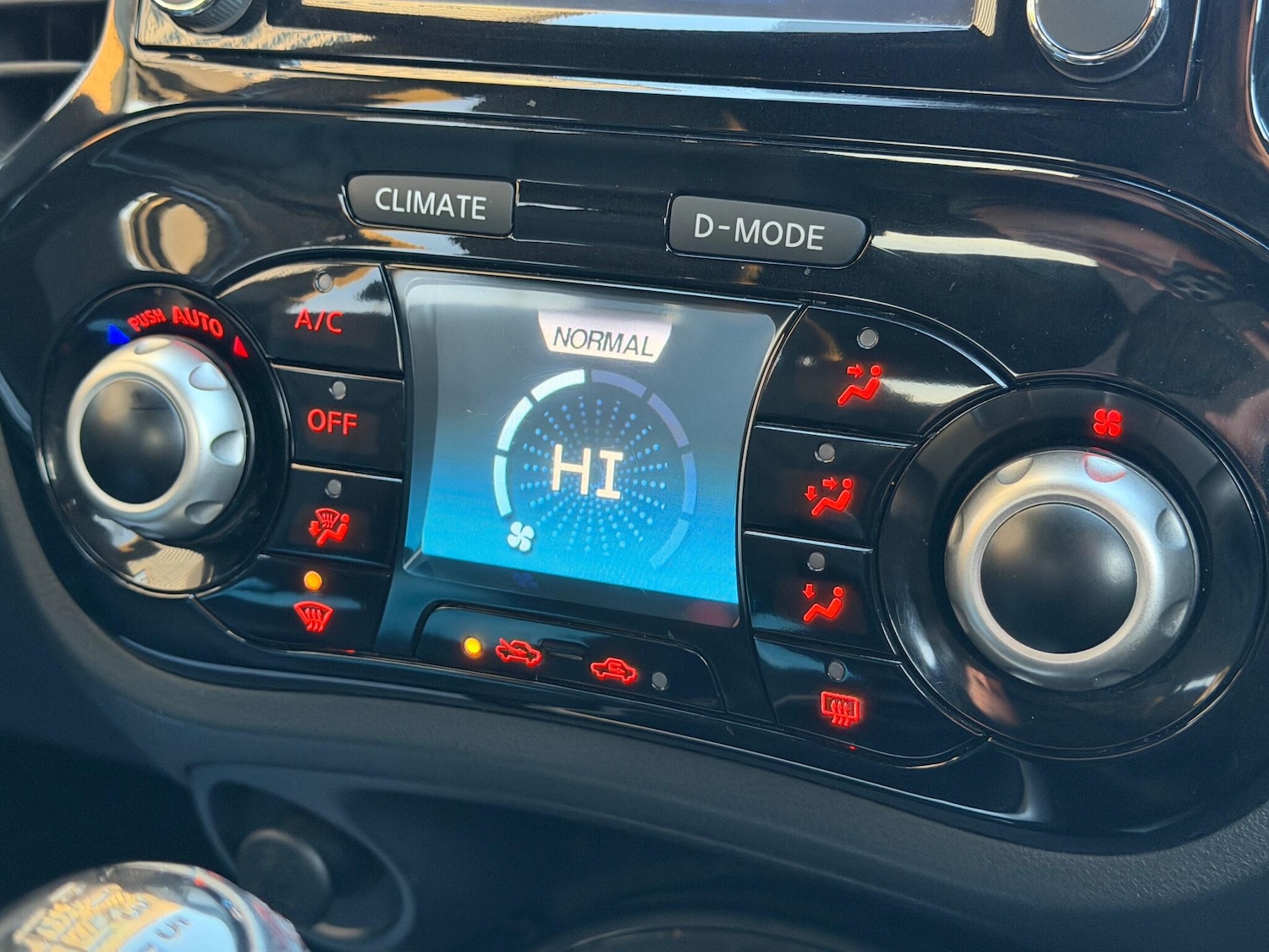 Used Nissan Juke 2017 for sale - 76913224: Photo 51