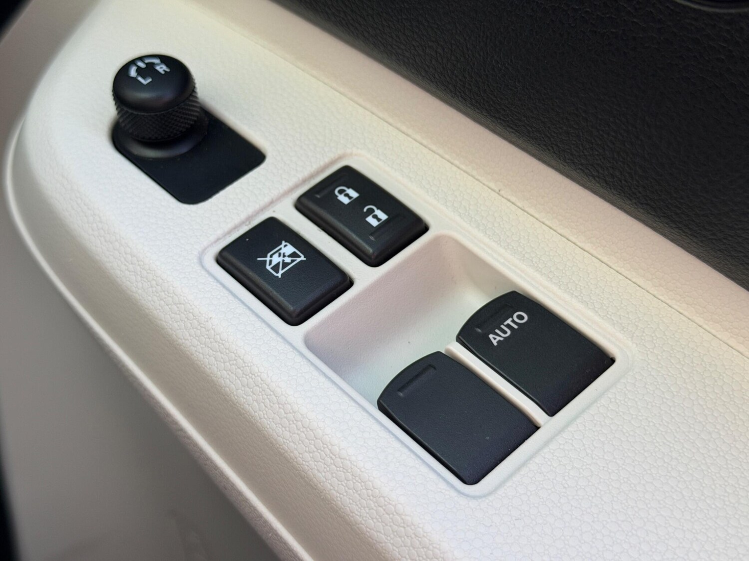 Used Suzuki Ignis for sale - 78214187: Photo 54