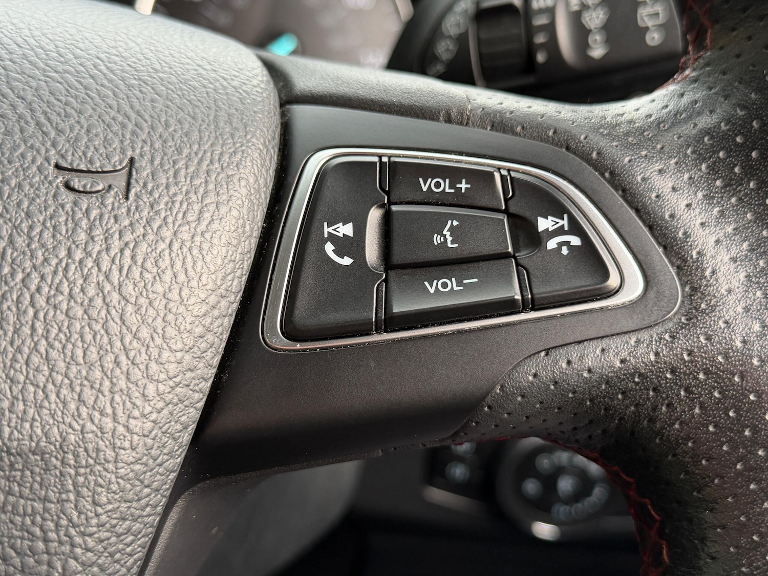 Used Ford Ecosport 2018 for sale - 77143326: Photo 45