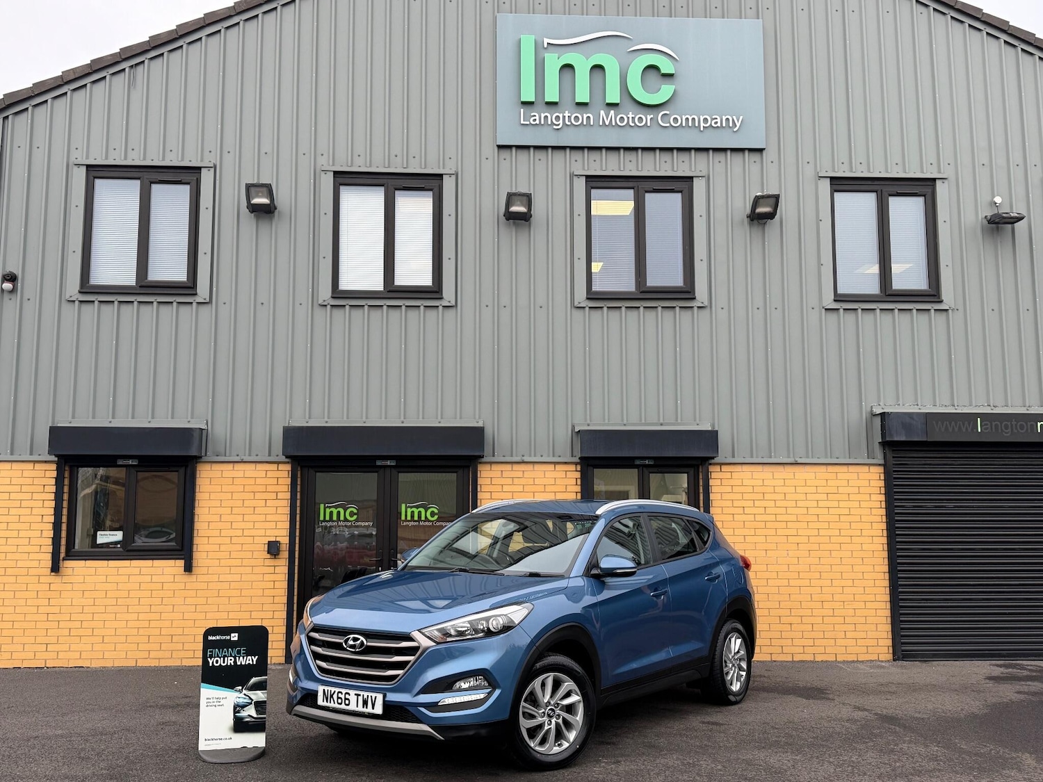 Used Hyundai TUCSON 2016 for sale - 77131065: Photo 2