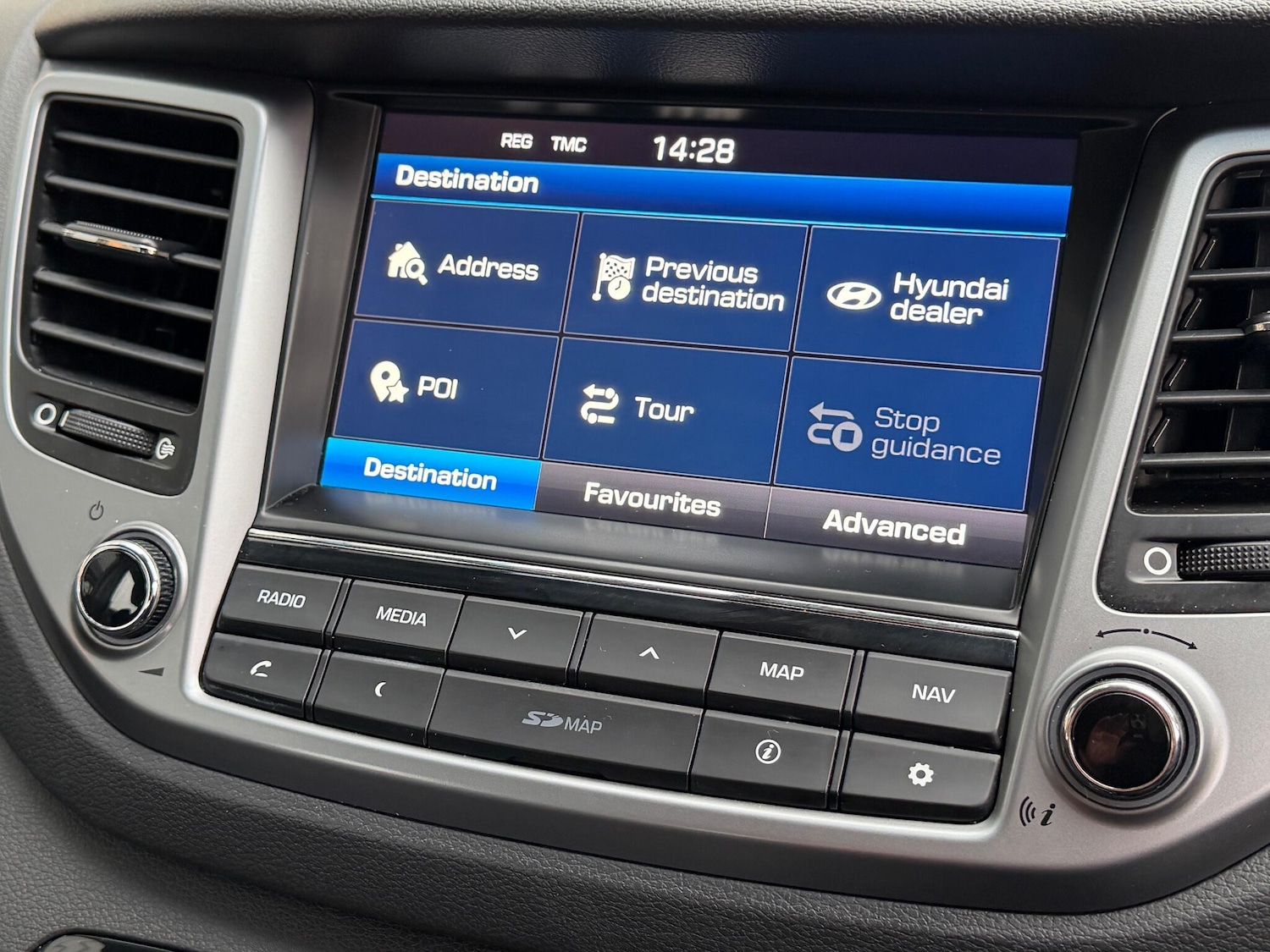 Used Hyundai TUCSON 2016 for sale - 77131065: Photo 48