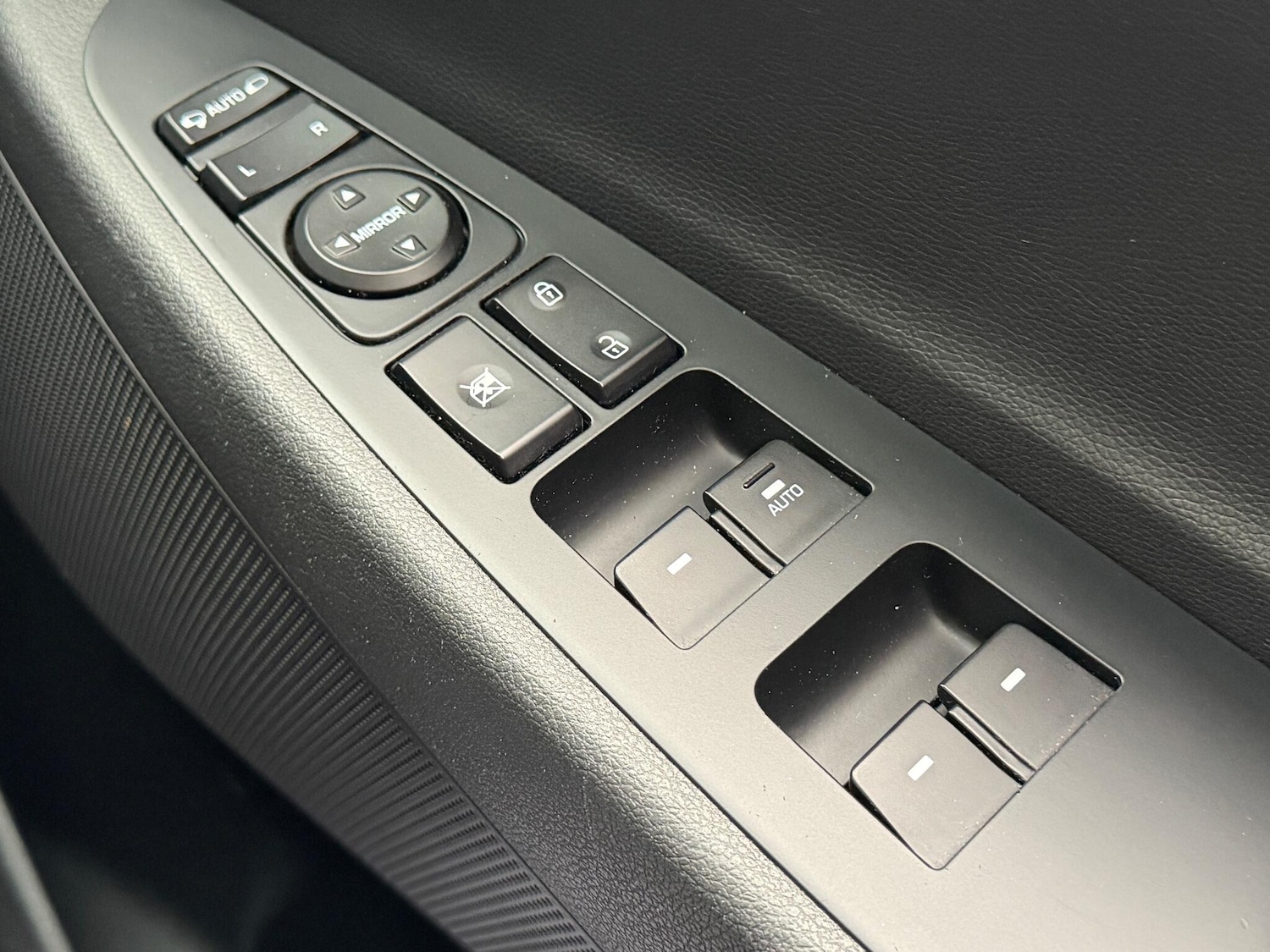 Used Hyundai TUCSON 2016 for sale - 77131065: Photo 54