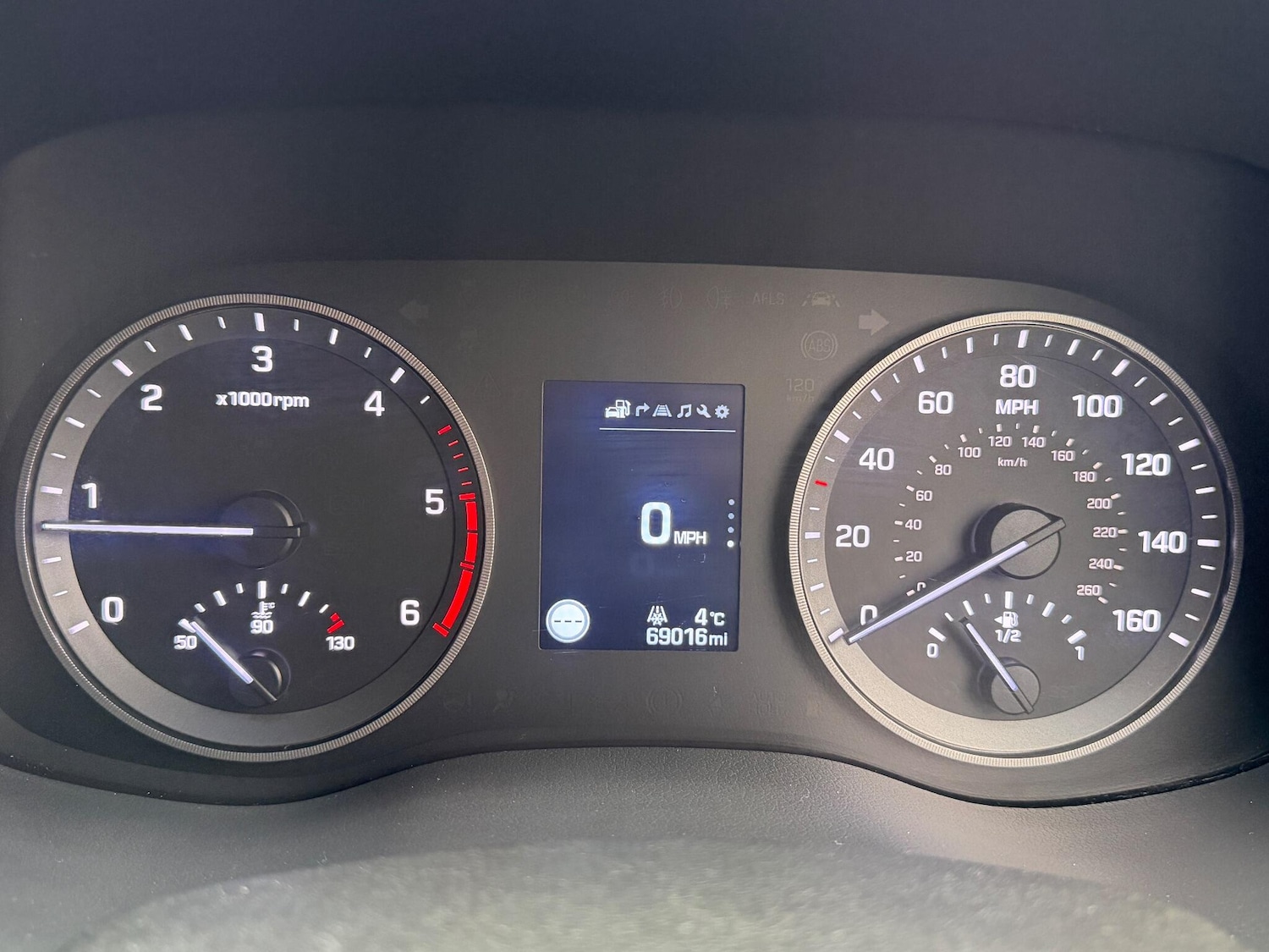 Used Hyundai TUCSON 2016 for sale - 77131065: Photo 55