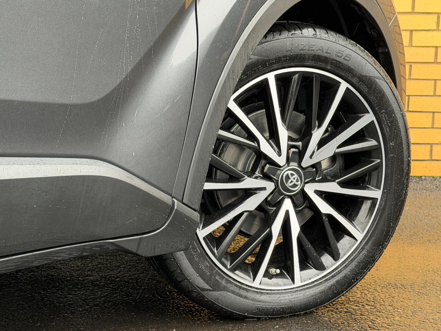 Used Toyota C-HR 2019 for sale - 77469206: Photo 15