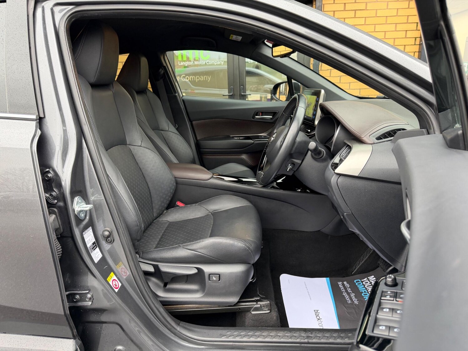 Used Toyota C-HR 2019 for sale - 77469206: Photo 34