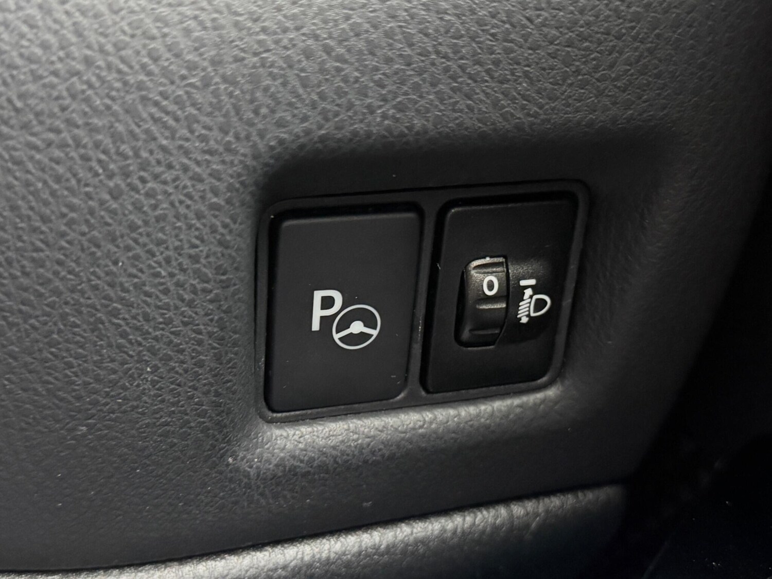 Used Toyota C-HR 2019 for sale - 77469206: Photo 57