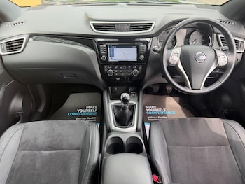 Used Nissan Qashqai 2017 for sale - 79092681: Photo