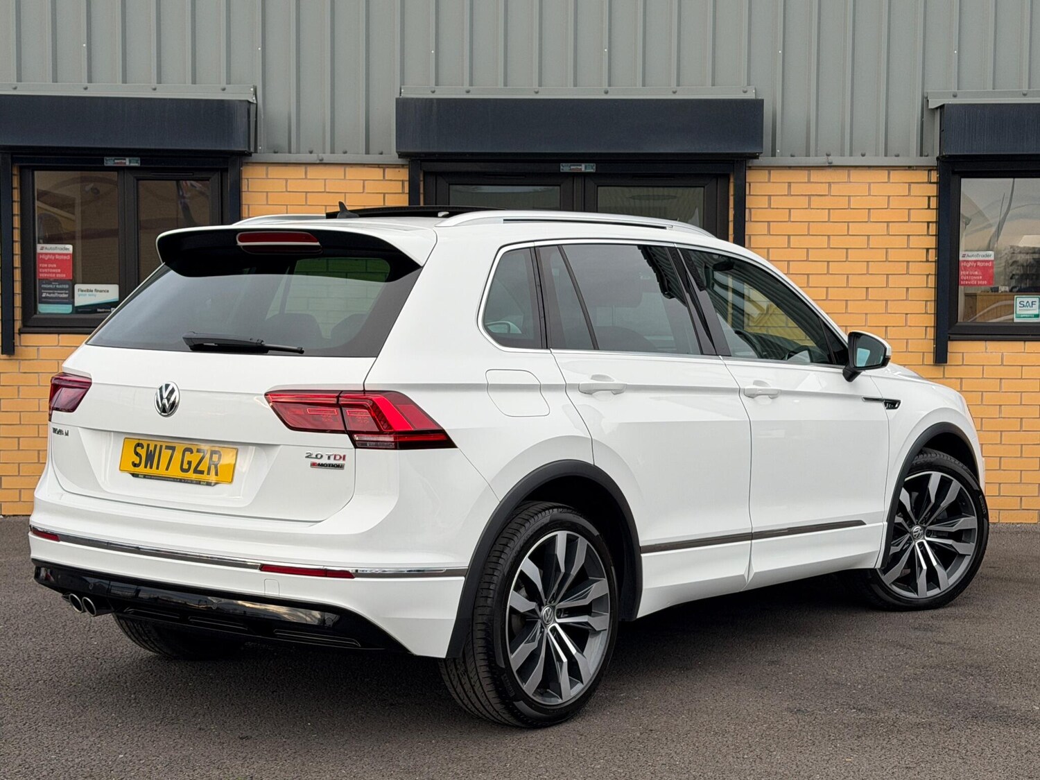 Used Volkswagen Tiguan 2017 for sale - 76886831: Photo 14