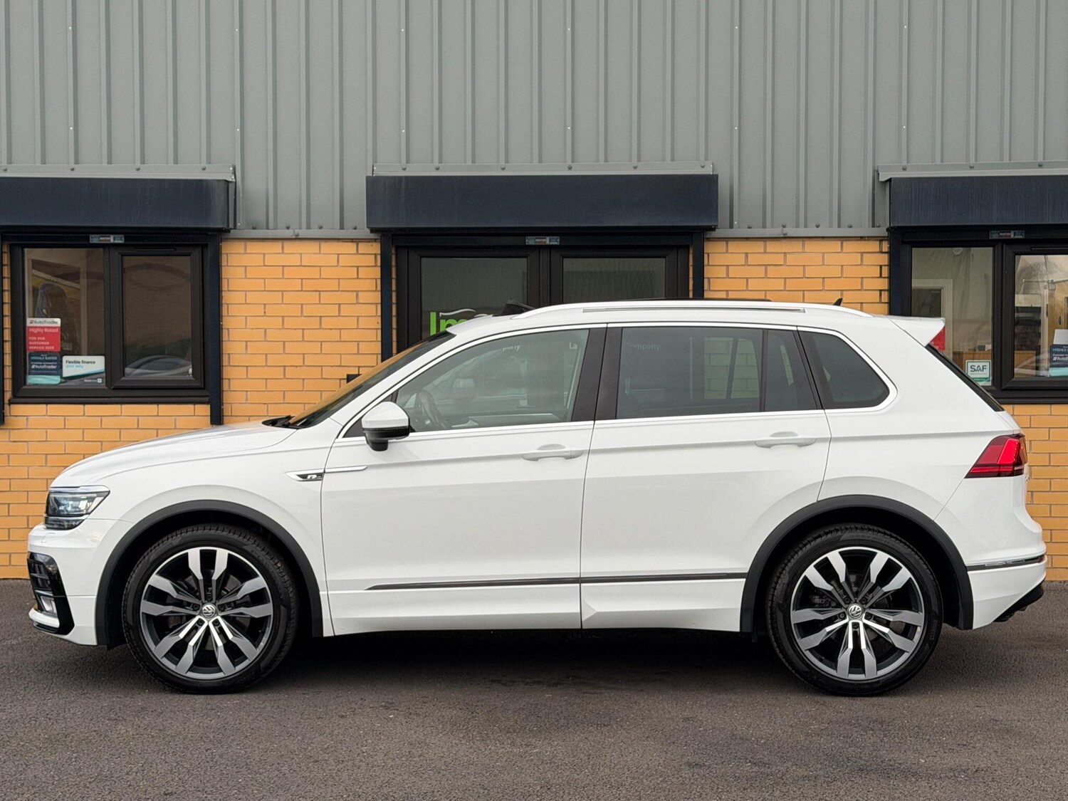 Used Volkswagen Tiguan 2017 for sale - 76886831: Photo 21