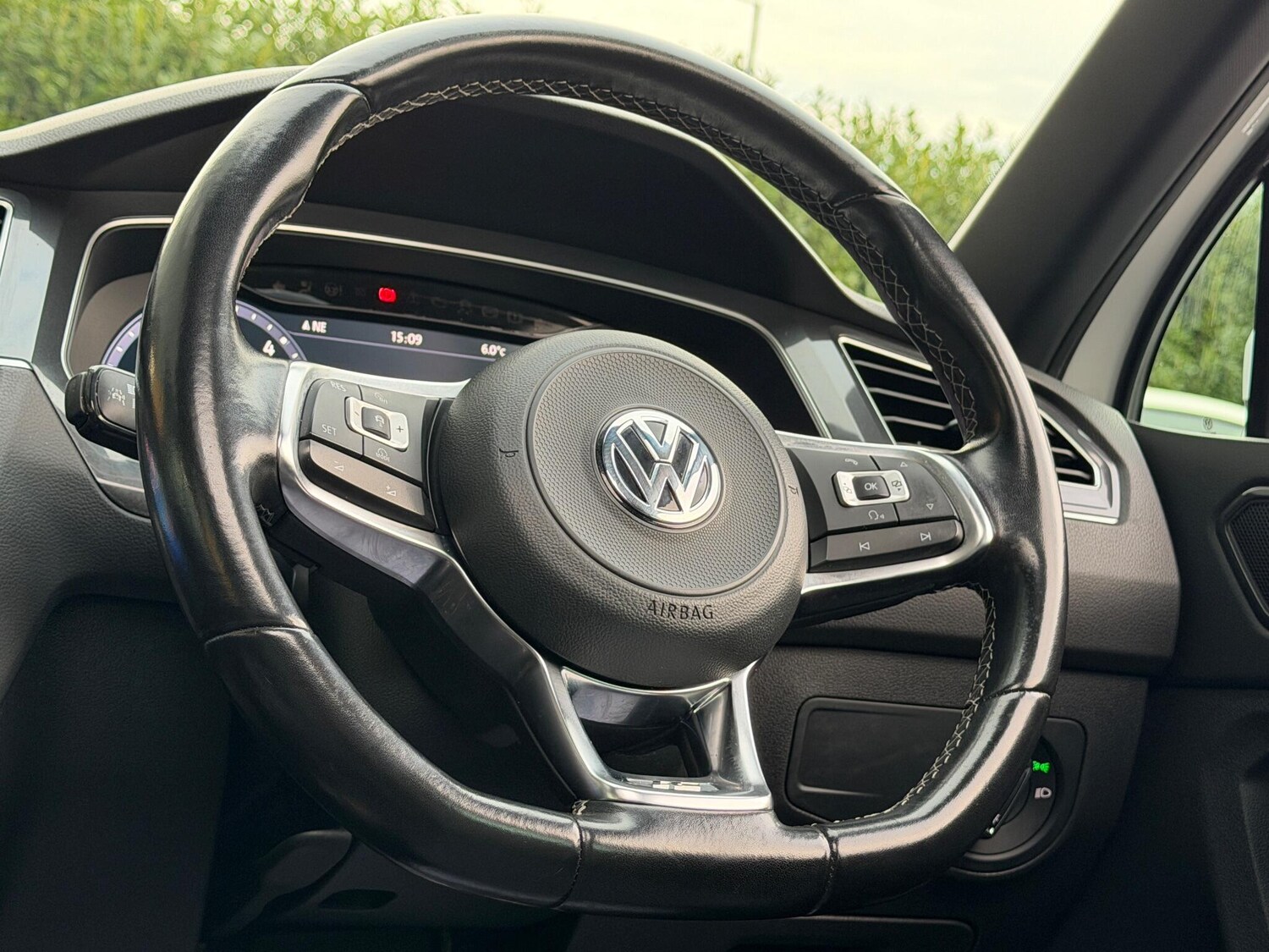 Used Volkswagen Tiguan 2017 for sale - 76886831: Photo 43